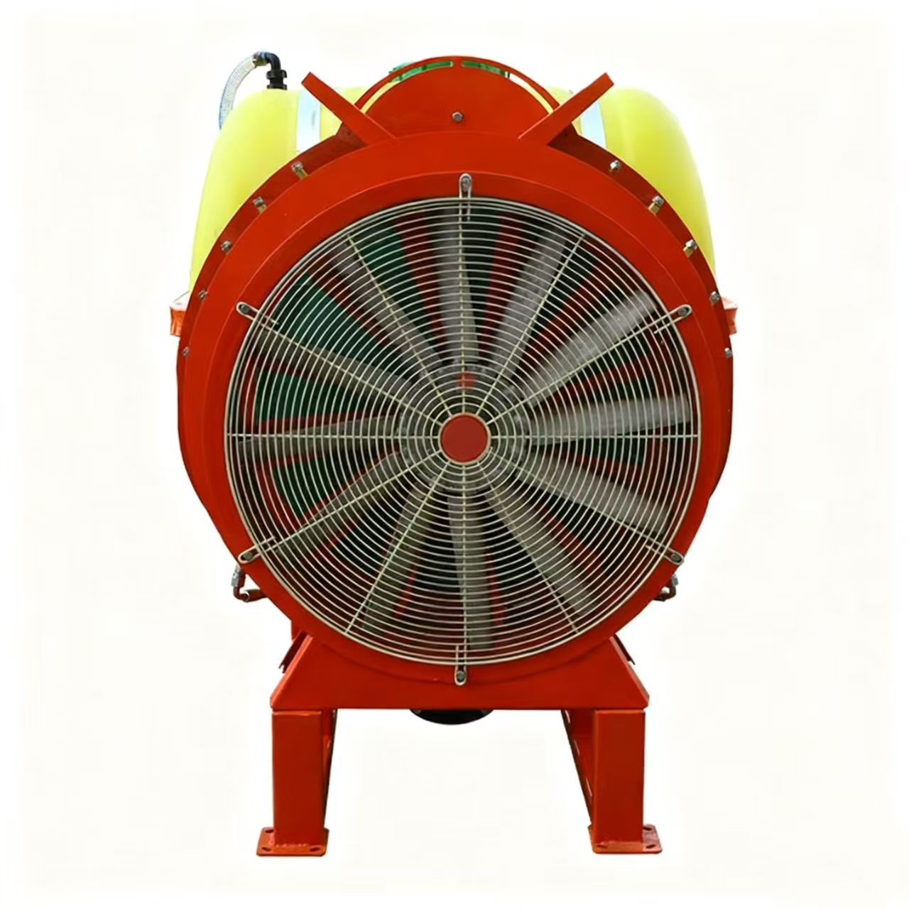 Ciągnik rolniczy Pestycydy Opryskiwacz czerwonym powietrzem Sad