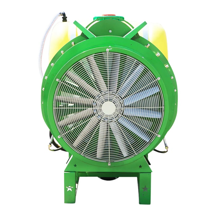 Opryskiwacz pneumatyczny z trzypunktowym układem zawieszenia WOM ciągnika